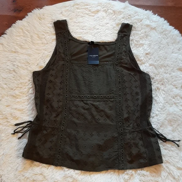 Lucky Brand Olive Green embroidered top, size large, NWT - Picture 1 of 10